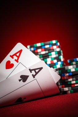 Free Fire betting markets displayed on mobile phone screen